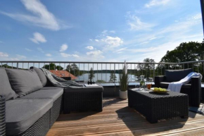 Exklusives Ferienhaus am See mit Hund, Sauna, Garten, 140qm, Krakow Am See